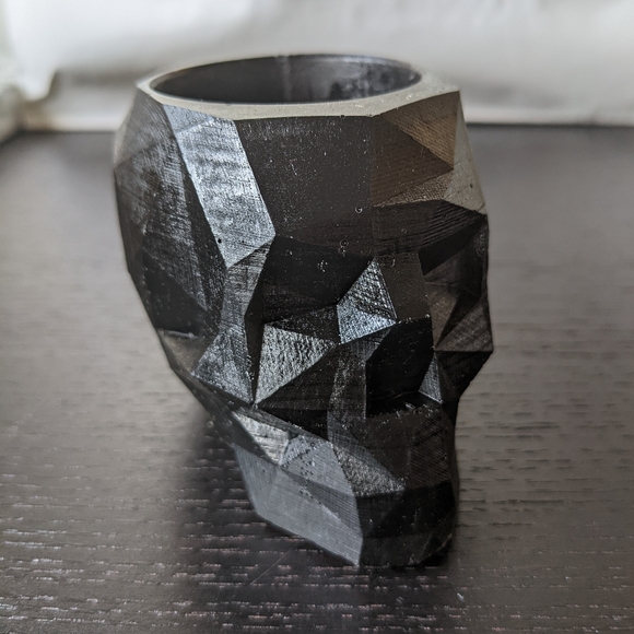 Make up brush holder, pencil holder skull, geometric skull, home decor skull - Picture 1 of 5